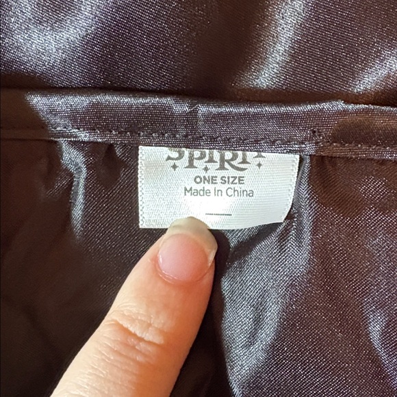 Spirit black collared full length cape Halloween Costume - Picture 6 of 7